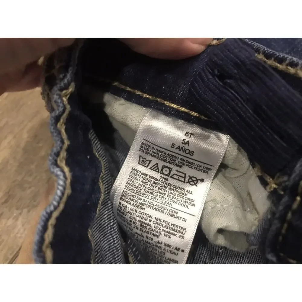 Old Navy Toddler Boys 5T Medium Wash Straight Leg Denim Jeans. Worn ONCE
